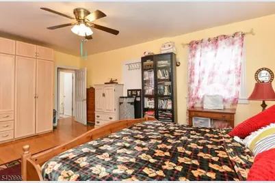 144 Stuyvesant Ave, Kearny, NJ 07032 - Photo 23