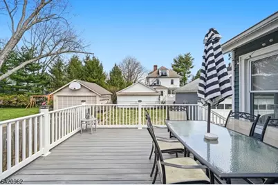 179 Buena Vista Ave, Hawthorne, NJ 07506 - Photo 29