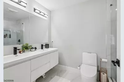 130A Brighton Ave, Kearny, NJ 07032 - Photo 27