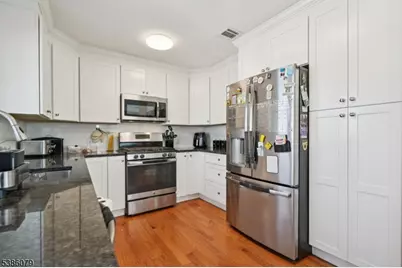 38 Centre St, Nutley, NJ 07110 - Photo 33