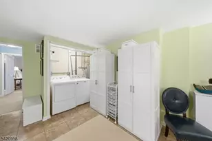 36 Countryside Dr, Bernards Township, NJ 07920 - Photo 17