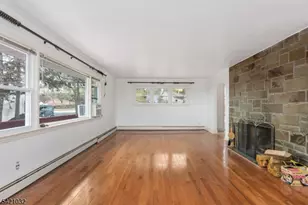 145 Highview Terrace, Hawthorne, NJ 07506 - Photo 7