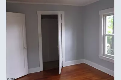 32 S Gifford St, Butler, NJ 07405 - Photo 5