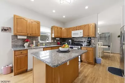 66 Gates Rd, Franklin Township, NJ 08873 - Photo 7