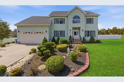 66 Gates Rd, Franklin Township, NJ 08873 - Photo 3