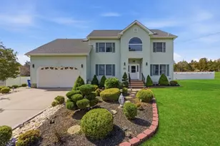 66 Gates Rd, Franklin Township, NJ 08873 - Photo 3