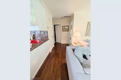 48 Mount Kemble Ave #B, Morristown, NJ 07960 - Photo 7