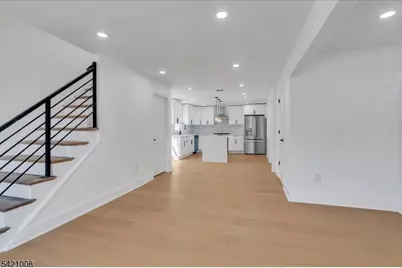 21 Cross St, Montclair, NJ 07042 - Photo 7