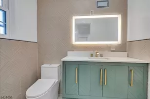 21 Cross St, Montclair, NJ 07042 - Photo 11