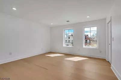 21 Cross St, Montclair, NJ 07042 - Photo 13