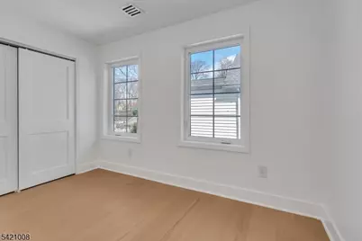 21 Cross St, Montclair, NJ 07042 - Photo 15