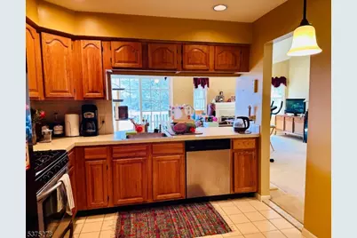 70 Boulder Run Rd, Paterson, NJ 07501 - Photo 11