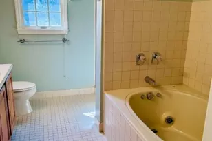 70 Boulder Run Rd, Paterson, NJ 07501 - Photo 5