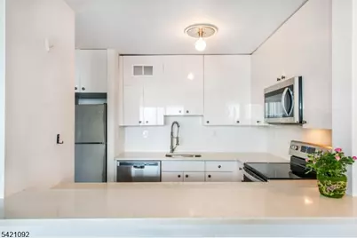 1 Claridge Drive #300, Verona Twp., NJ 07044 - Photo 11