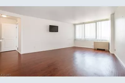 1 Claridge Drive #300, Verona Twp., NJ 07044 - Photo 5