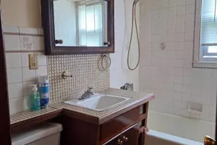 83 Daniel St, Woodbridge Township, NJ 07064 - Photo 9