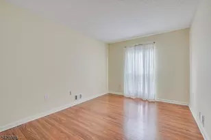 69 Amberly Ct, Franklin Township, NJ 08823 - Photo 13