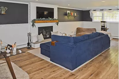 42 Melrose Dr, Chester, NJ 07930 - Photo 7