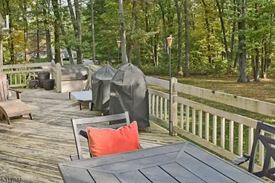 42 Melrose Dr, Chester, NJ 07930 - Photo 25