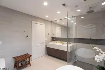 2 Ridge Rd, Green Brook Township, NJ 08812 - Photo 19