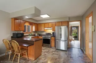 6 Longfield Dr, Hillsborough Township, NJ 08844 - Photo 19