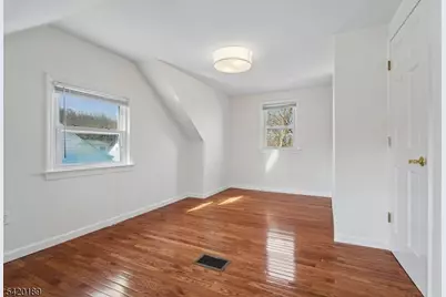 8 Edison Dr, Summit, NJ 07901 - Photo 21