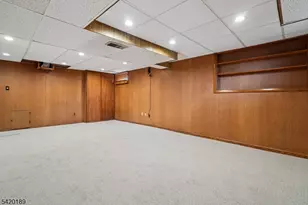 8 Edison Dr, Summit, NJ 07901 - Photo 23