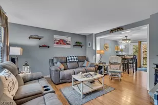 29 Cambridge, Oxford Township, NJ 07863 - Photo 5