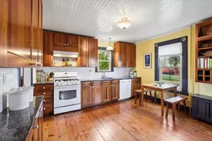 9 West St, Clinton Township, NJ 08801 - Photo 5