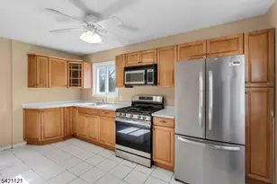 639 Fairfield Ave, Kenilworth, NJ 07033 - Photo 17