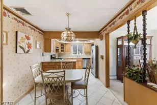 37 Farmingdale Rd, Wayne, NJ 07470 - Photo 13