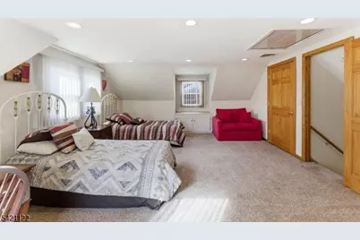 37 Farmingdale Rd, Wayne, NJ 07470 - Photo 33