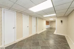 5 Robin Hill Rd, North Caldwell, NJ 07006 - Photo 29