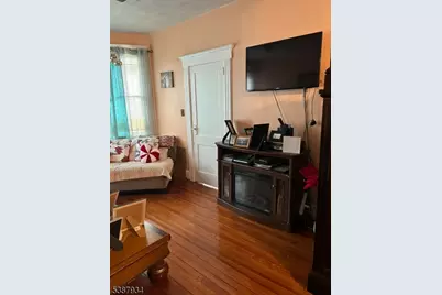 31 Quinn St, Paterson, NJ 07501 - Photo 3