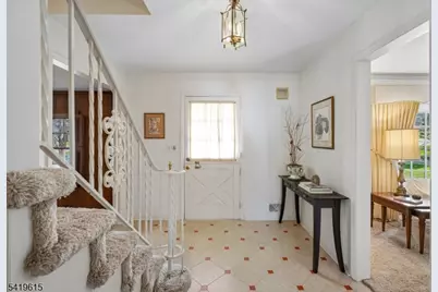 151 Mohawk Rd, Millburn, NJ 07078 - Photo 5