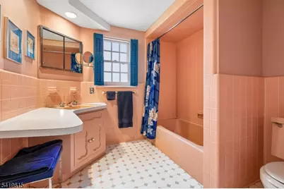 151 Mohawk Rd, Millburn, NJ 07078 - Photo 29