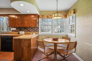 151 Mohawk Rd, Millburn, NJ 07078 - Photo 19