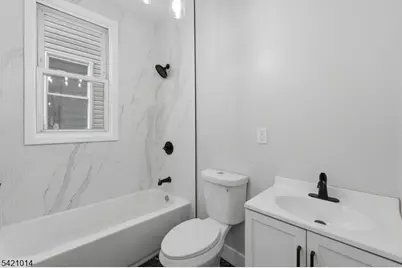 301 Ellis Ave, Irvington, NJ 07111 - Photo 7