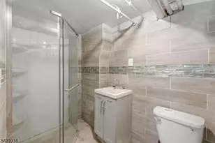 301 Ellis Ave, Irvington, NJ 07111 - Photo 35