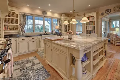 160 S Finley Ave, Bernards Township, NJ 07920 - Photo 5