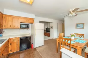 237 Skyline Lake Dr, Ringwood, NJ 07456 - Photo 15