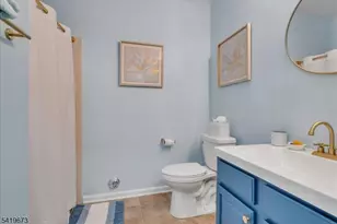 906 Memorial Dr, Belleville, NJ 07109 - Photo 23