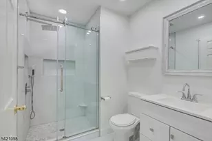 268 Kempsey Dr, North Brunswick Township, NJ 08902 - Photo 19