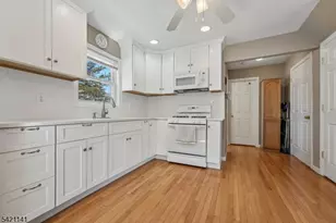 19 Marlin Ave, Pequannock Township, NJ 07440 - Photo 9