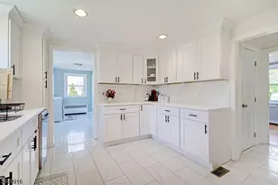 95 W Northfield Rd, Livingston, NJ 07039 - Photo 13