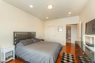 375 Rifle Camp Rd #403, Woodland Park, NJ 07424 - Photo 17