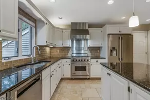 833 Carnoustie Dr, Bridgewater, NJ 08807 - Photo 7