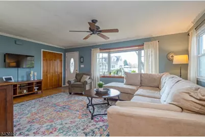 214 Vesper Ave, Middlesex, NJ 08846 - Photo 9