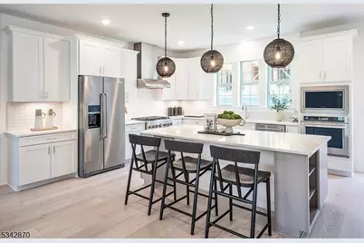 6 Wadsworth Dr #3, Denville, NJ 07834 - Photo 1