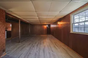 50 Knolls Rd, Bloomingdale, NJ 07403 - Photo 19